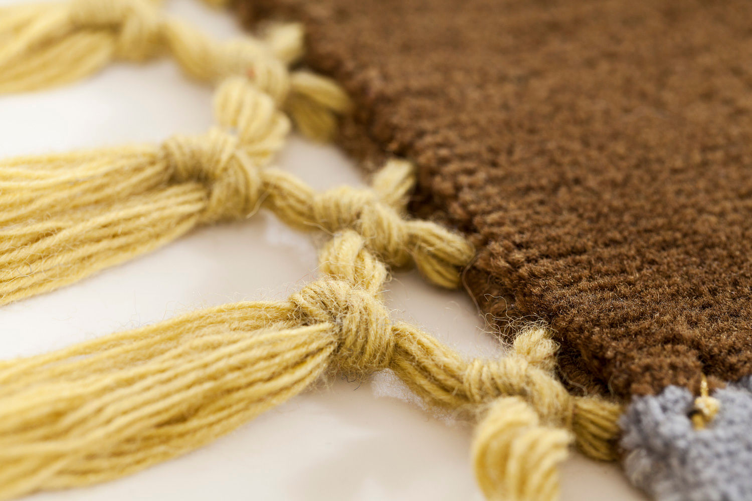 Artistic Novelty Handwoven Wool Rug