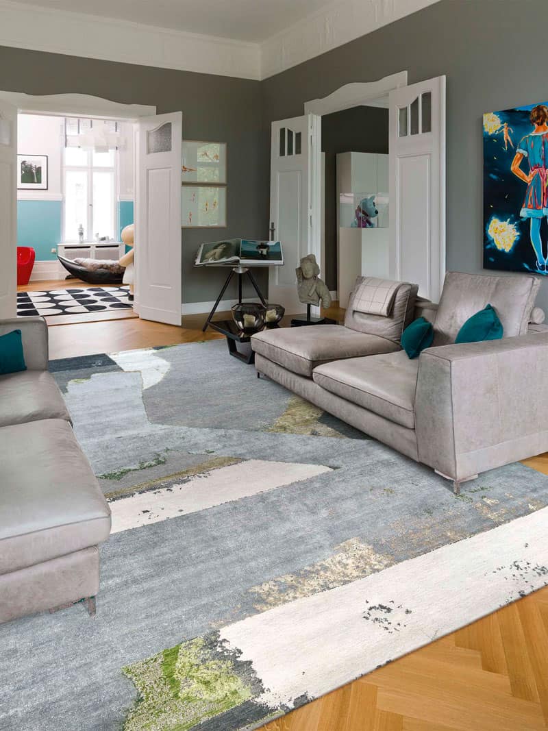 Green Rust Hand-Woven Exquisite Rug