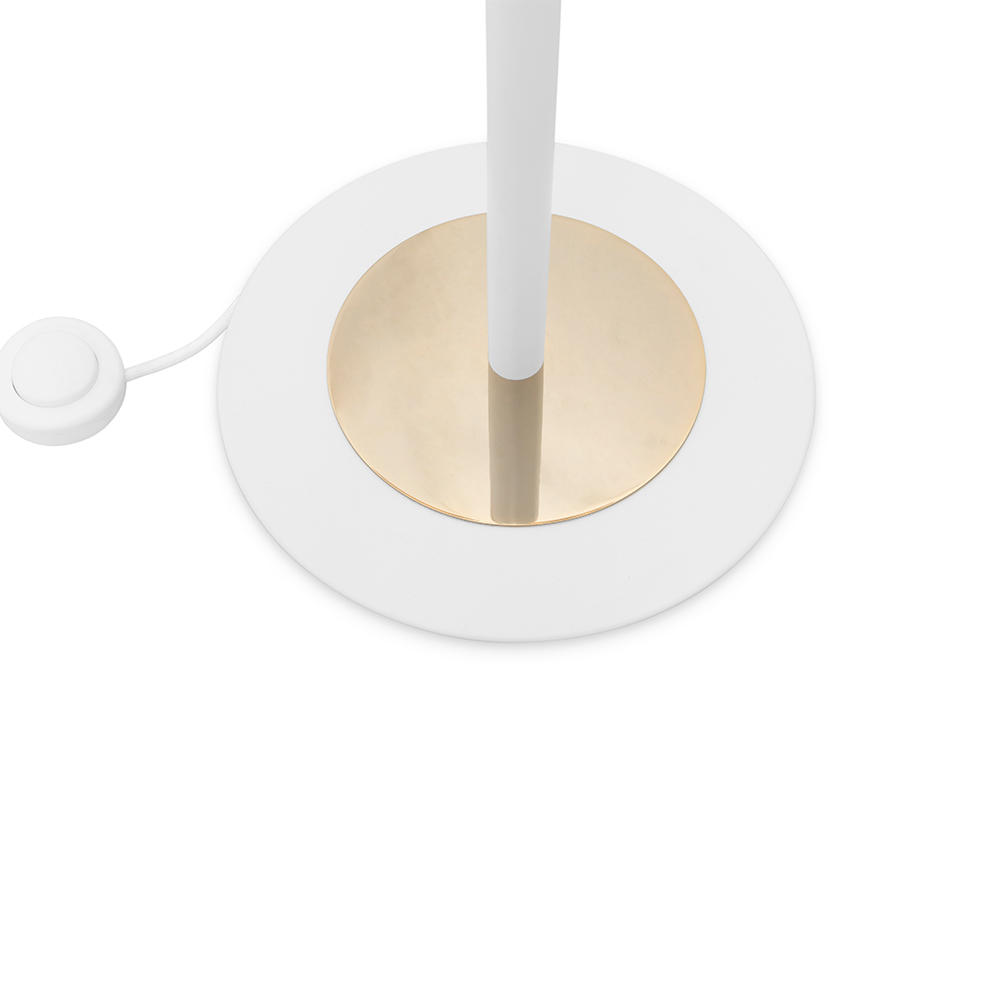 Carter Elegance Floor Lamp