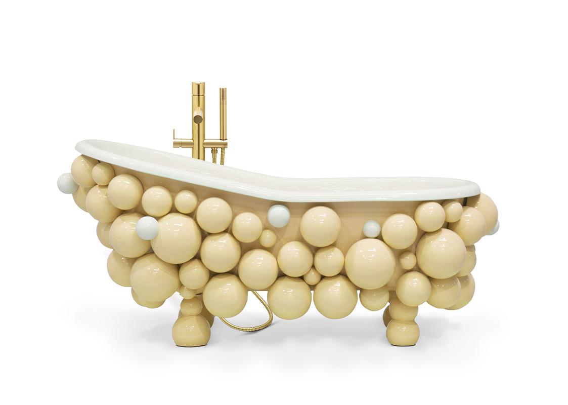 Gravity Bathtub