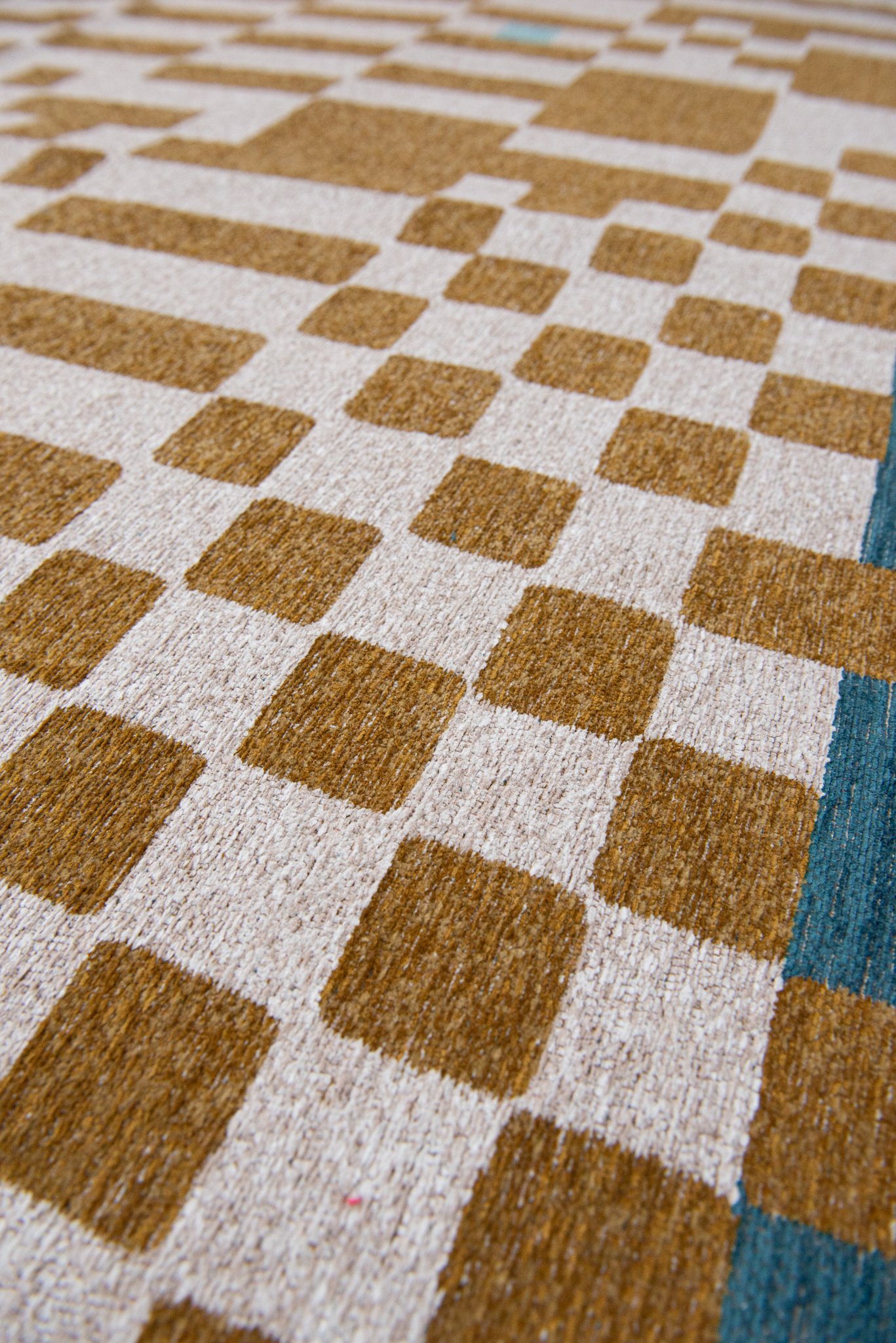 Honey Contemporary Rug