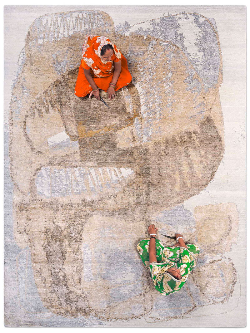 Silver Sand Hand-Knotted Silk / Wool Rug