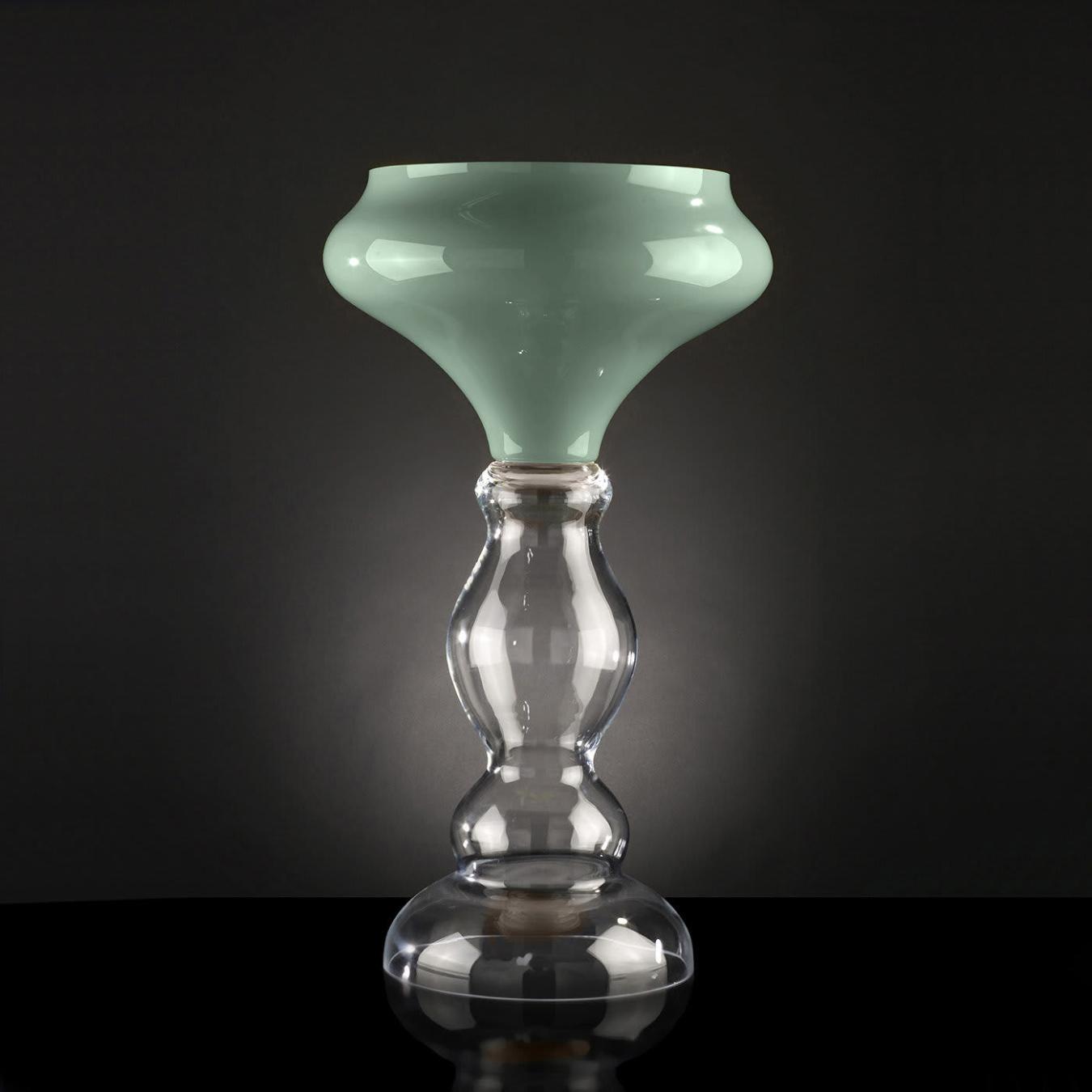 Zeus Neo Artisan Vase