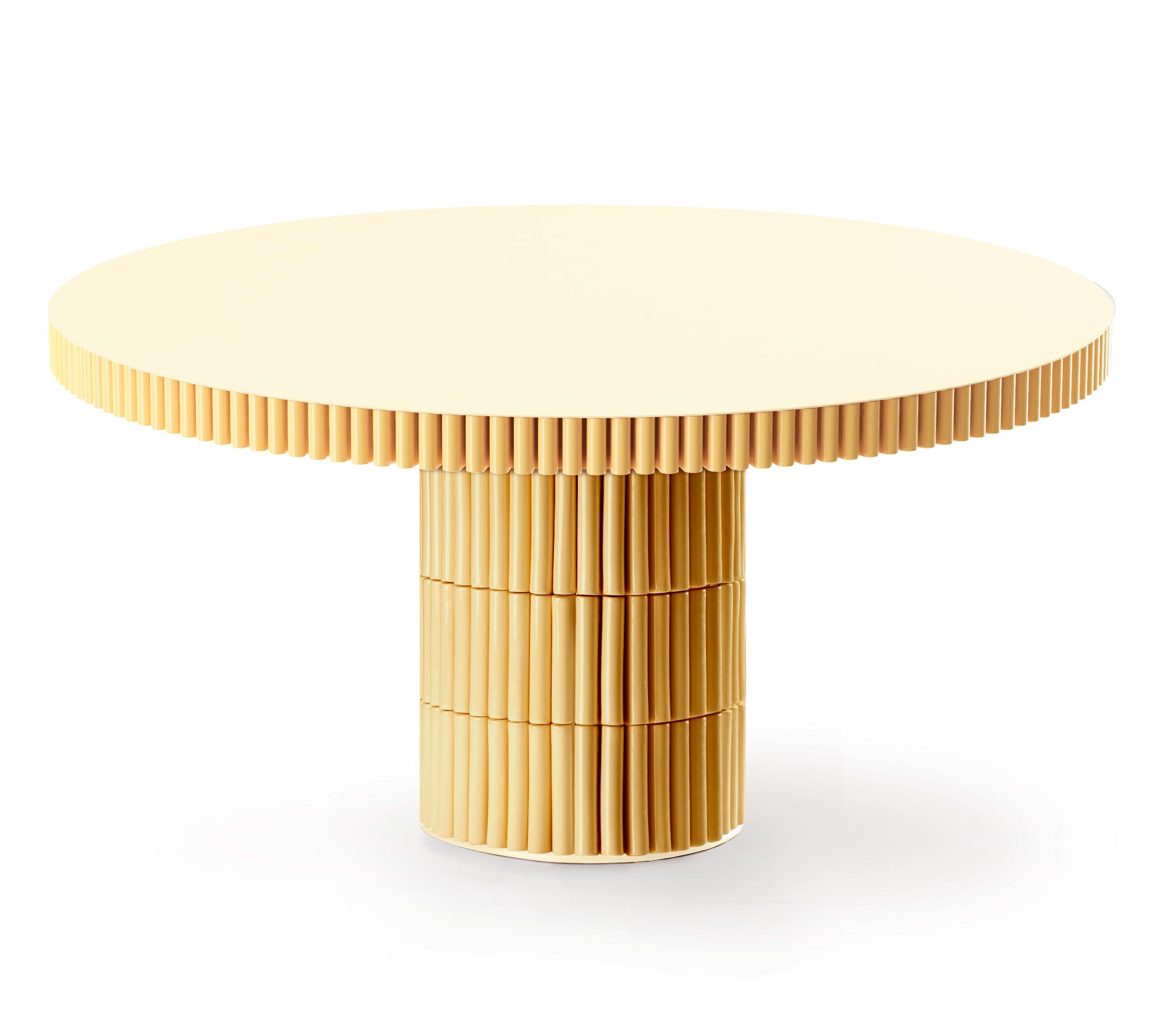 Nouvelle Donne Yellow Round Table