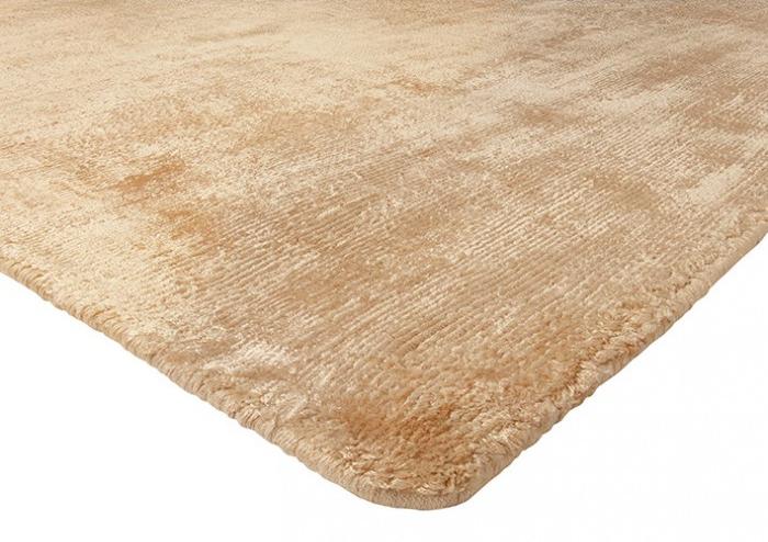 Shiny Peach Handwoven Rug | Size: 200 x 300 cm