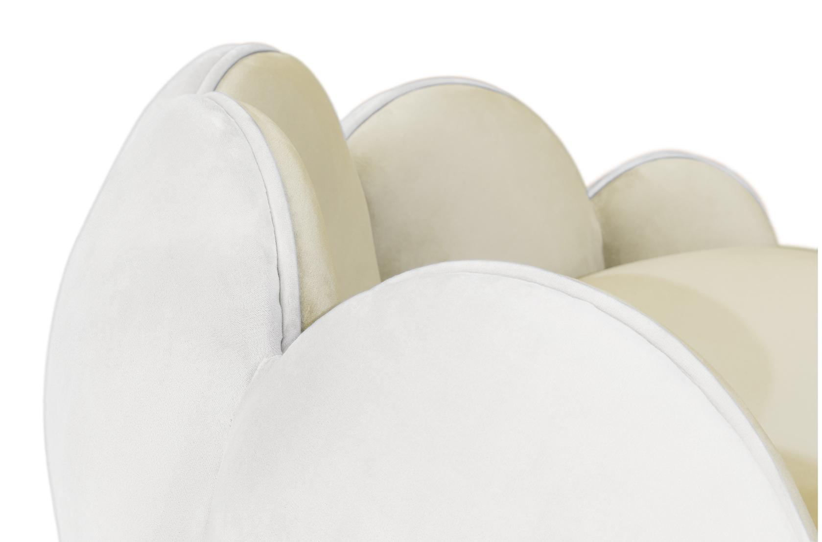 Lotus Serenity Plush Relaxation Chair