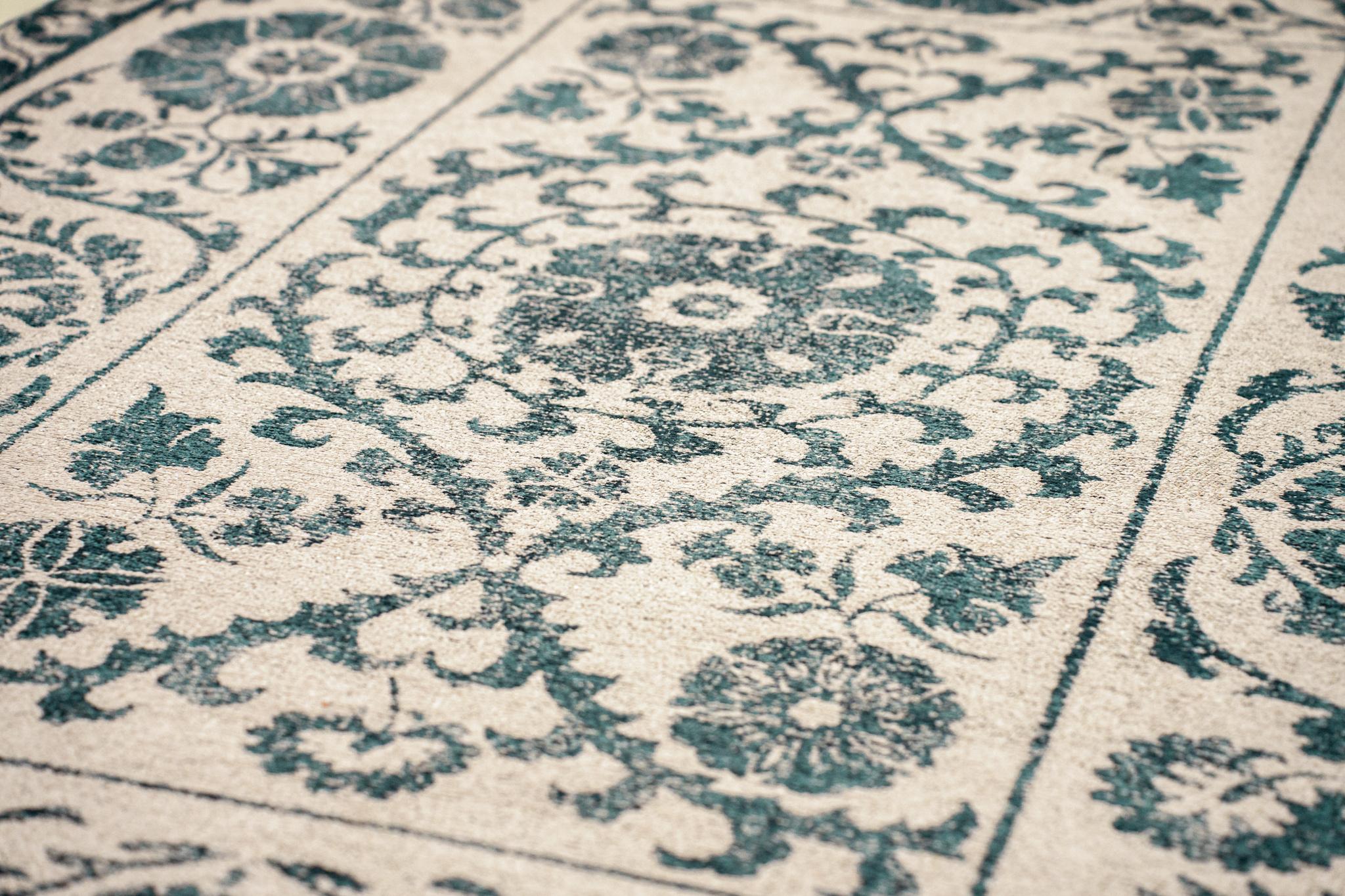 Teal Suzani Floral Motif Rug | Size: 200 × 280 cm
