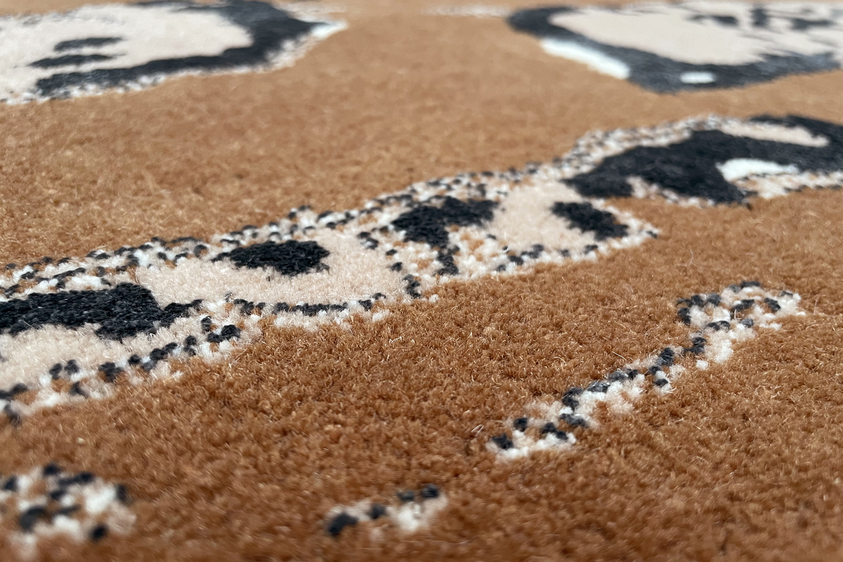 Wool & Viscose Hand-woven Luxury Rug | Size: 170 x 240 cm