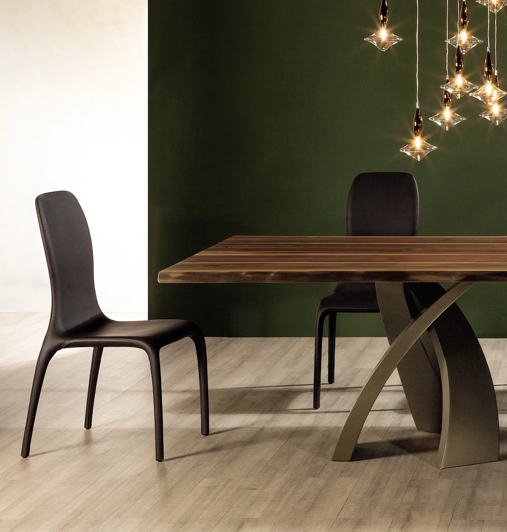 Big Eliseo Table