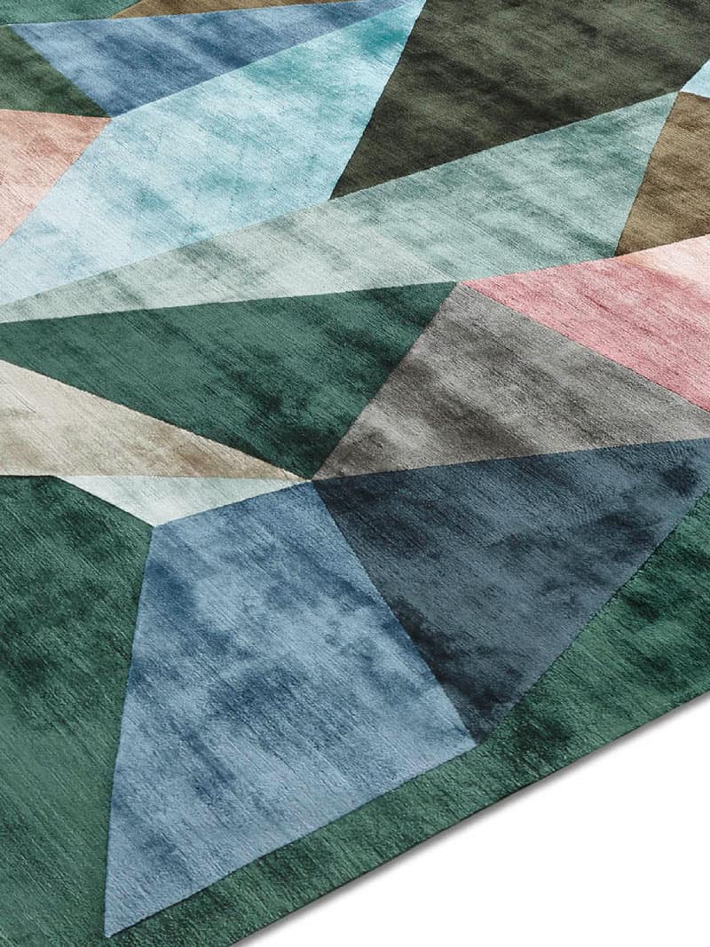 Super Luxury Hand-Knotted Rug