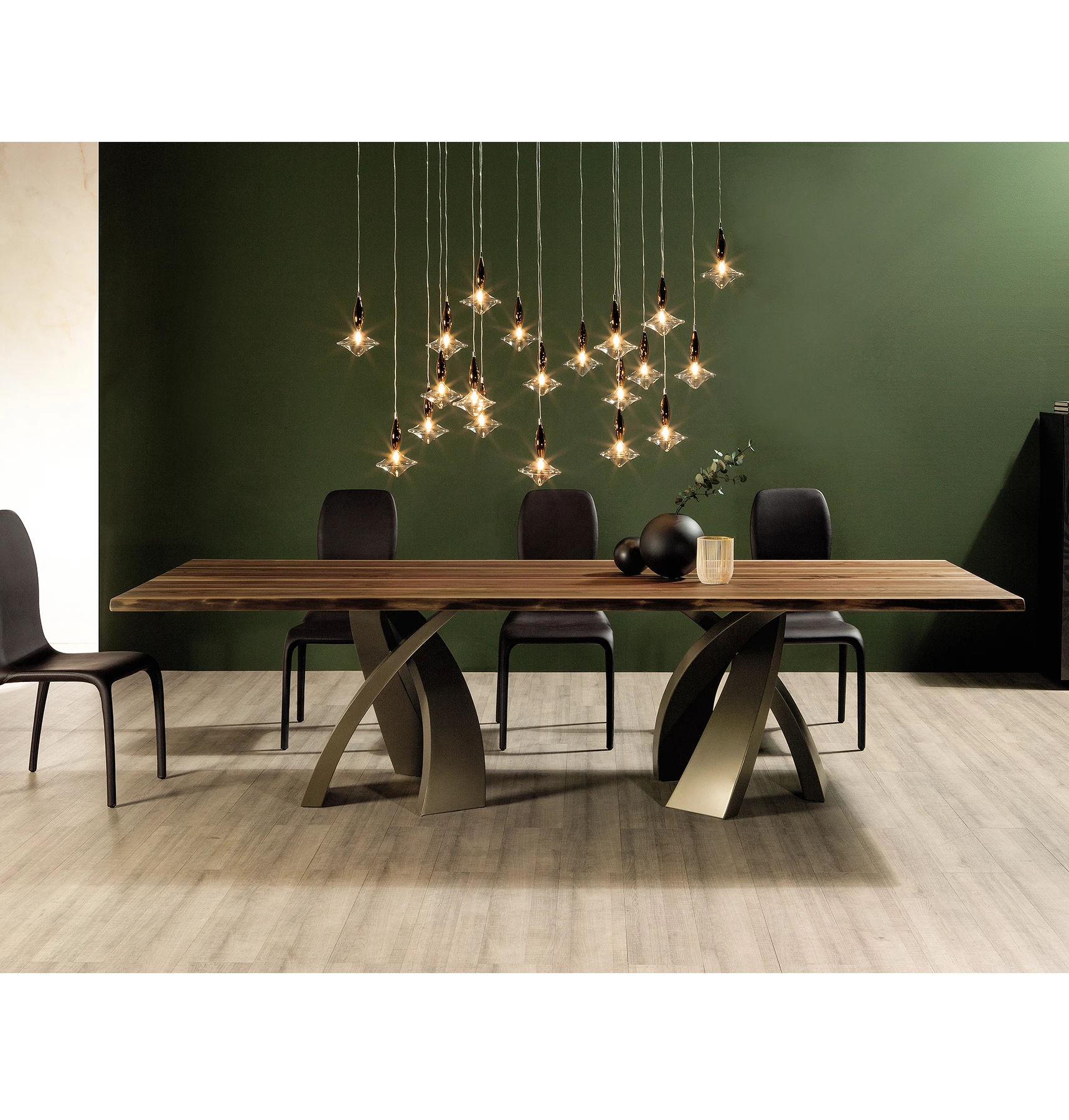 Big Eliseo Table