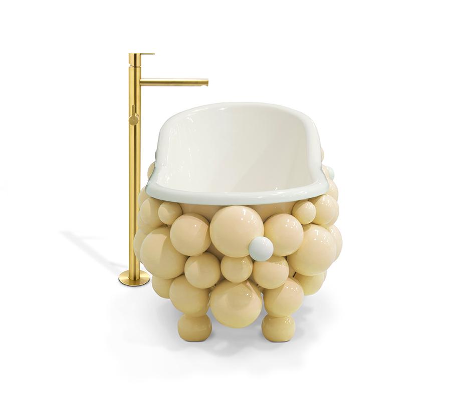 Gravity Bathtub
