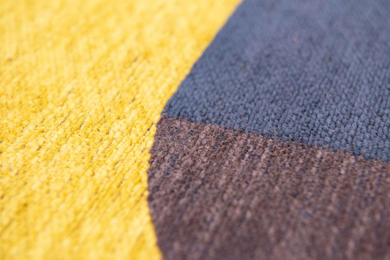 Vibrant Mustard Geometric Round Rug | Size: Ø 240 cm