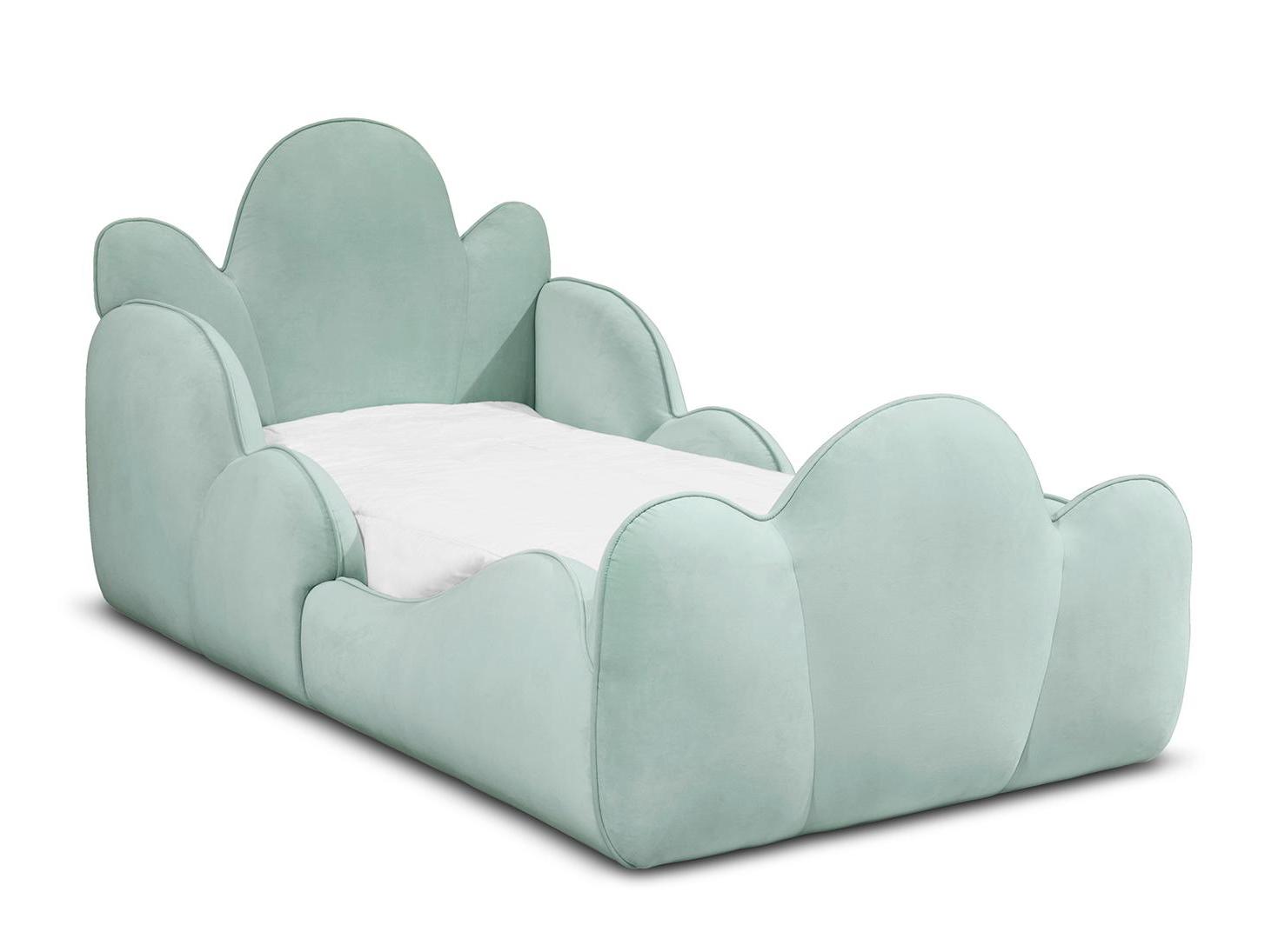 Regal Haven Elegant Bed | Mattress Size: 150 x 200 cm