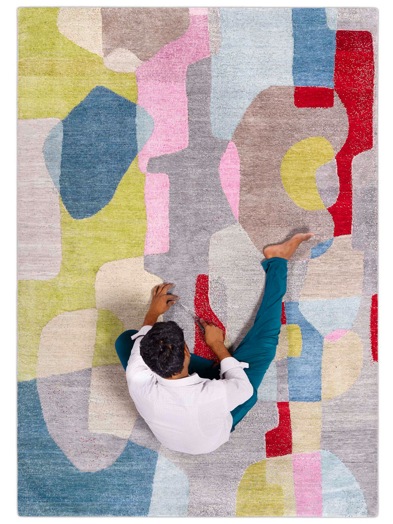 Original Hand-Knotted Wool / Silk Rug