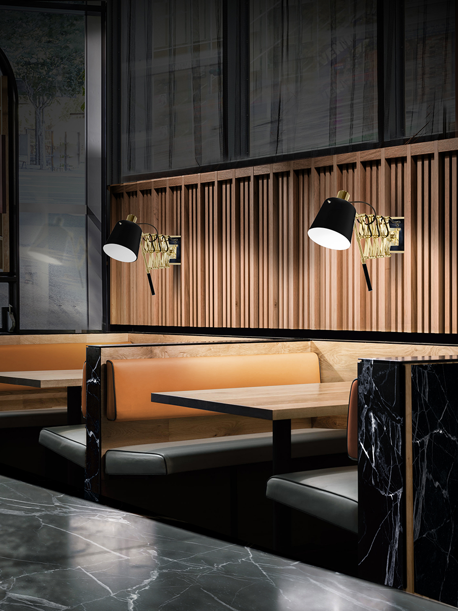 Trombonist Wall Lamp - 1