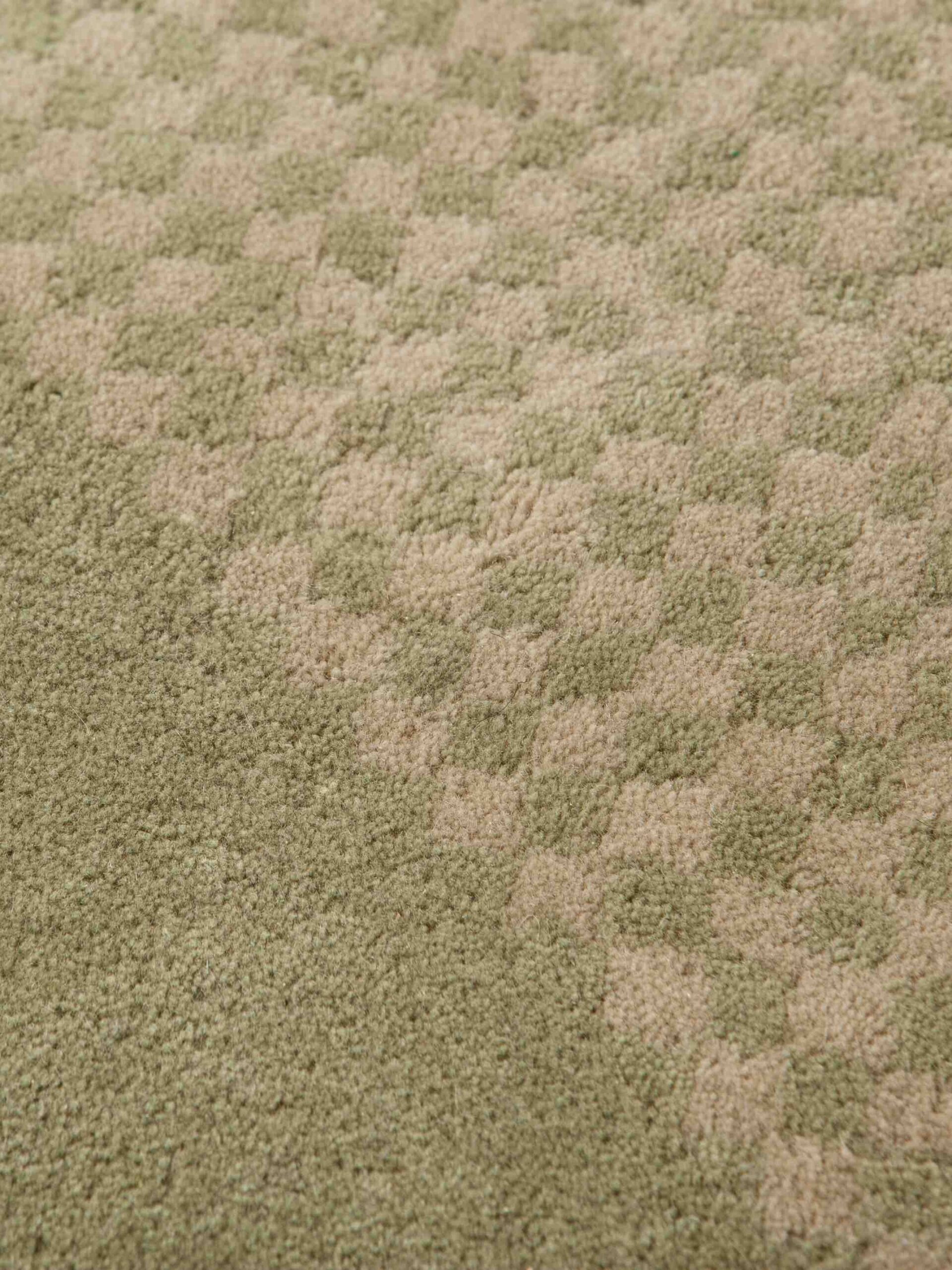 Cailloux Irregular Wool Rug