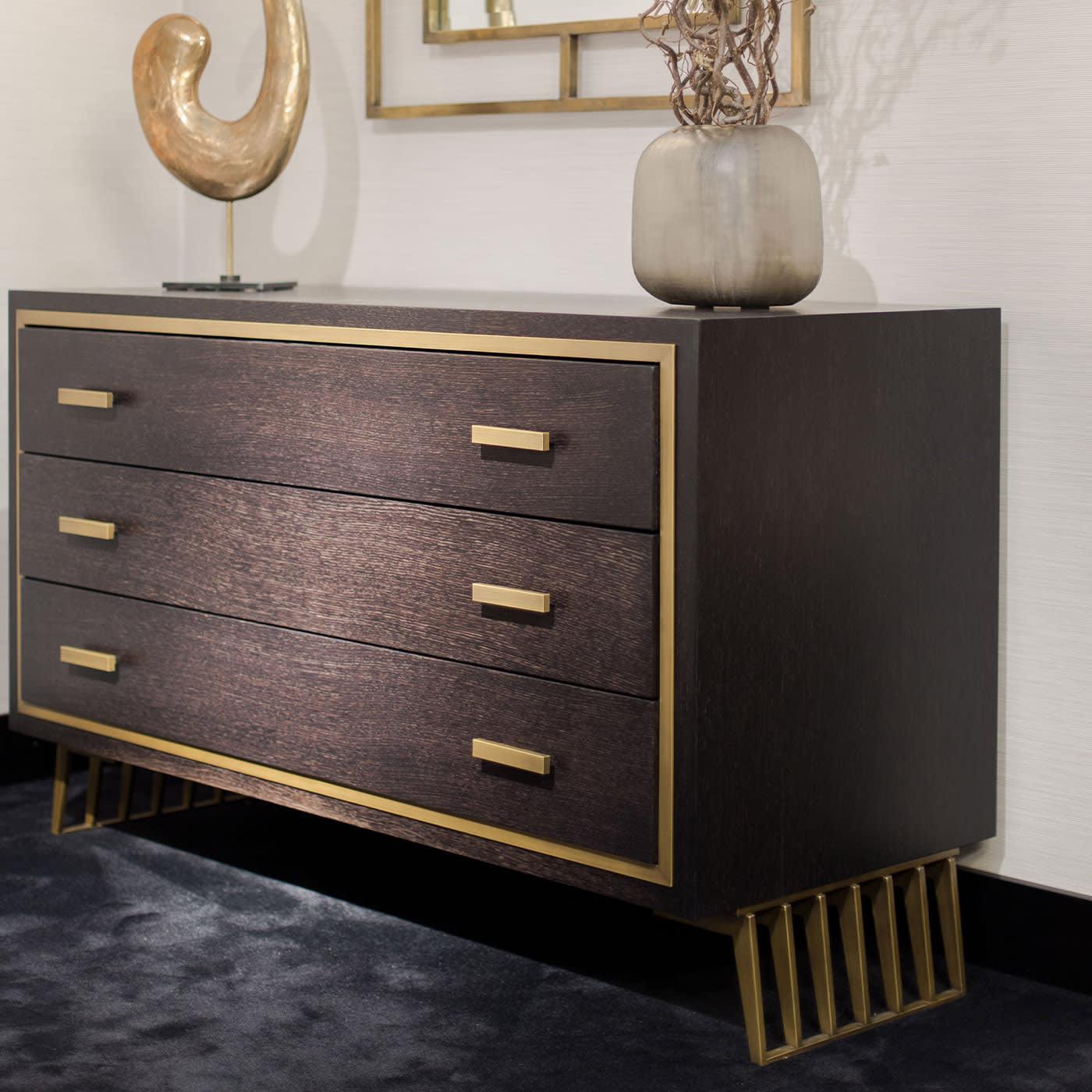 Hamptons Metal Dresser