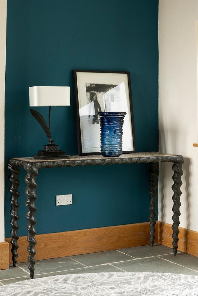 Tom Artisan Table Lamp
