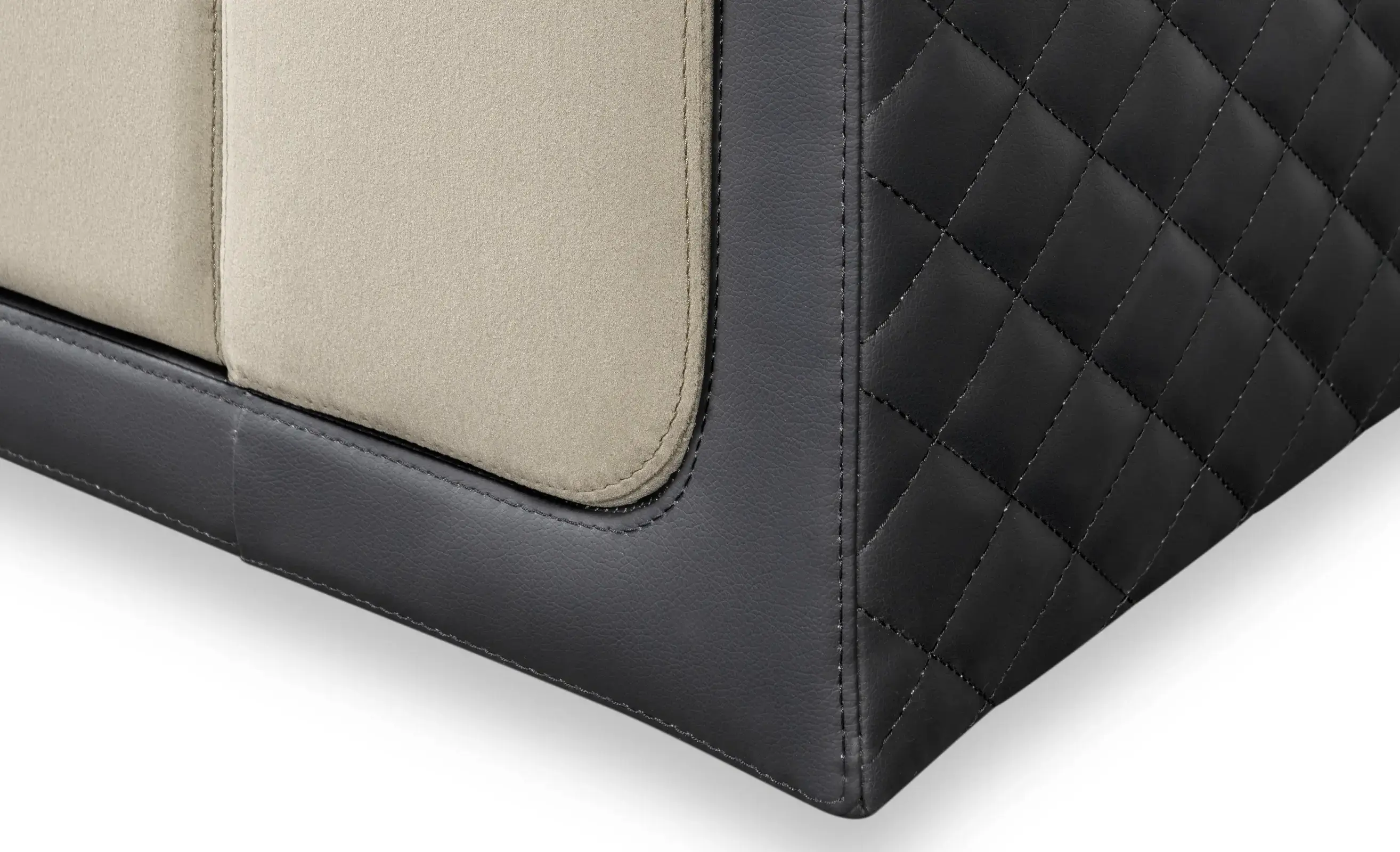 Pinnacle Single Sofa