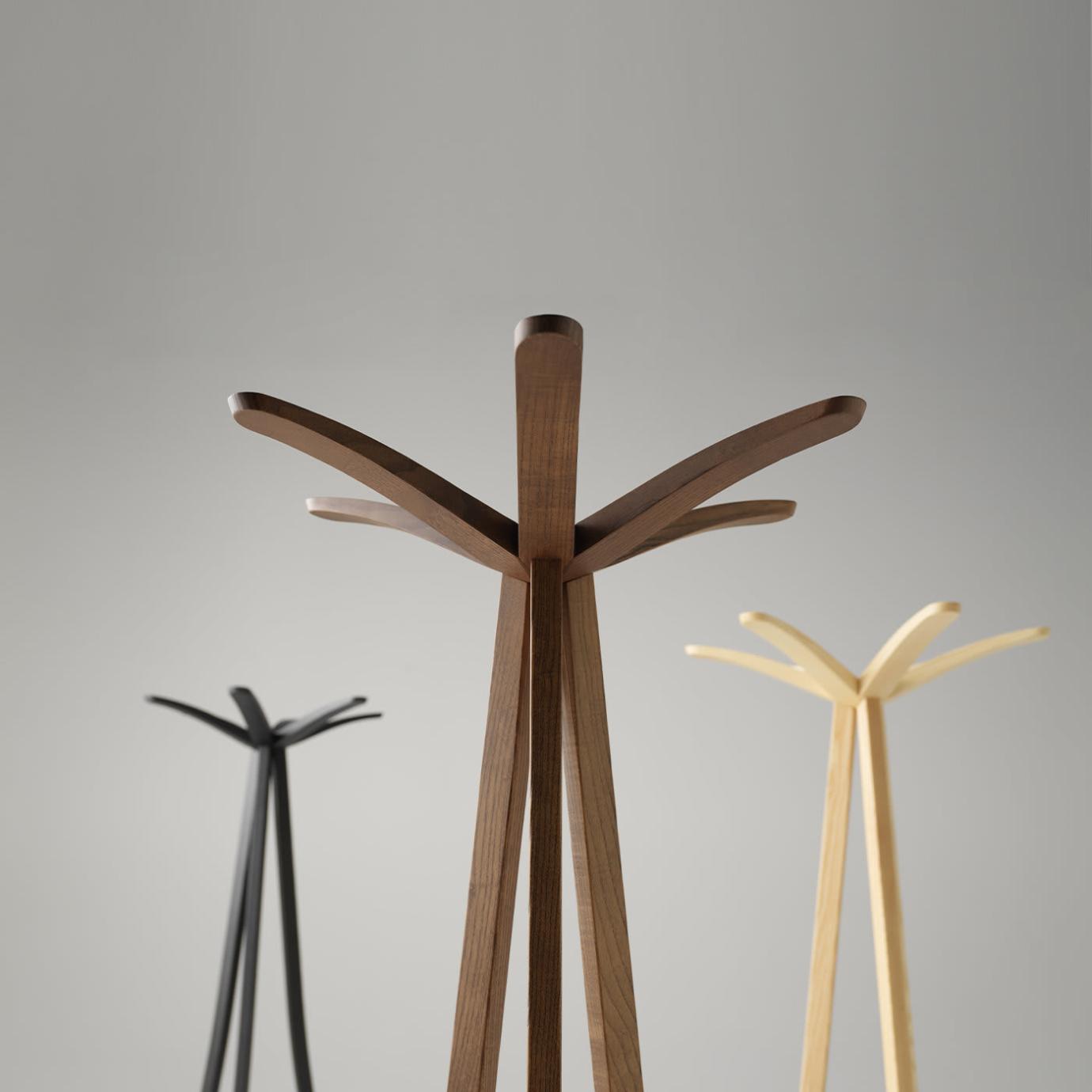 Daisy Coat Rack