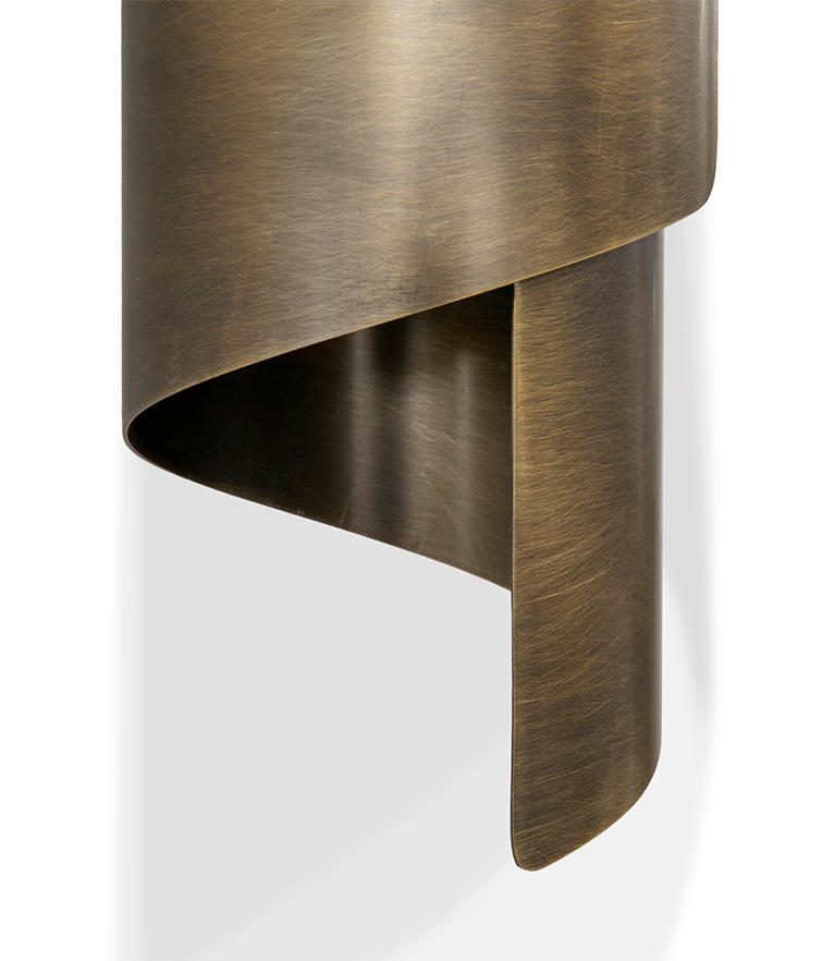 Aged Brass Grande Wall Light
