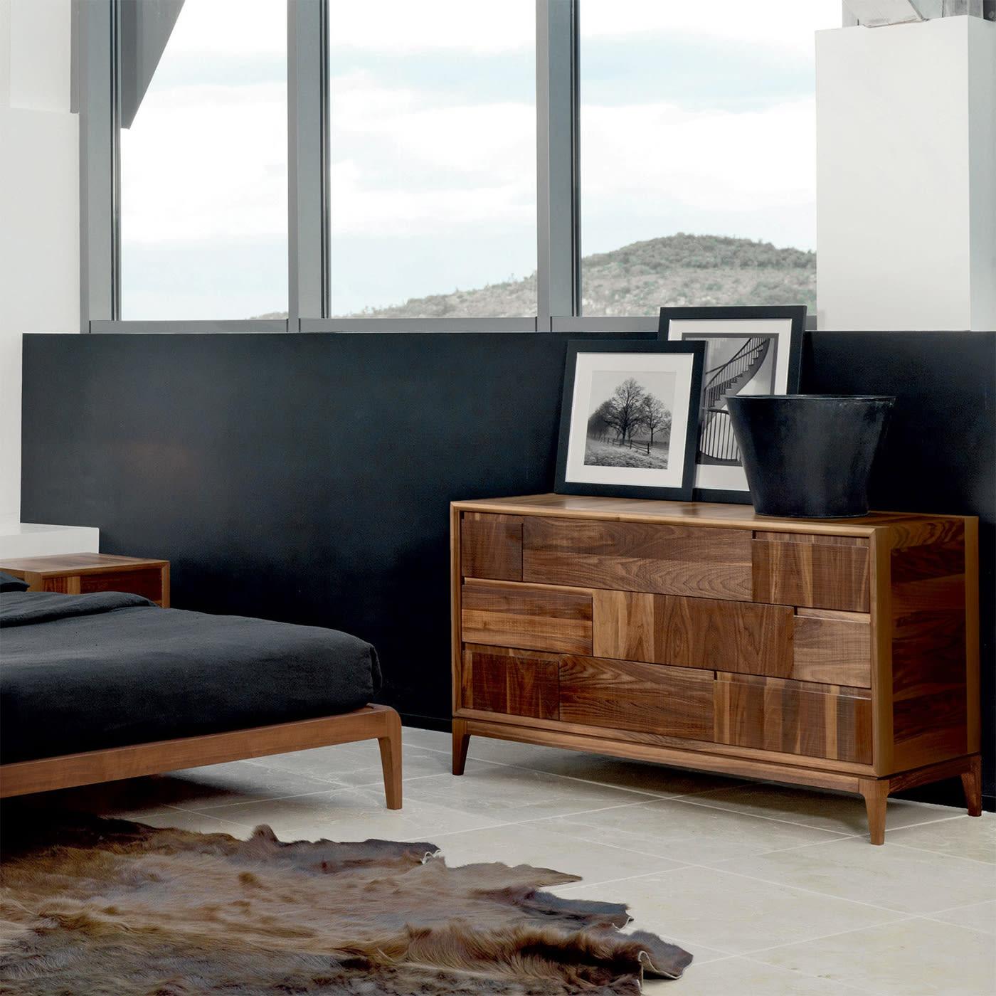 Trama e Ordito Brown Handcrafted Chest of Drawers