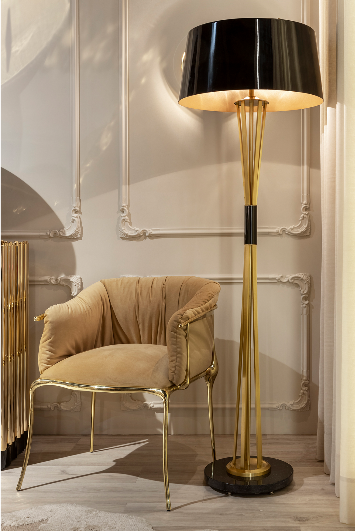 Ellis Éclat Floor Lamp