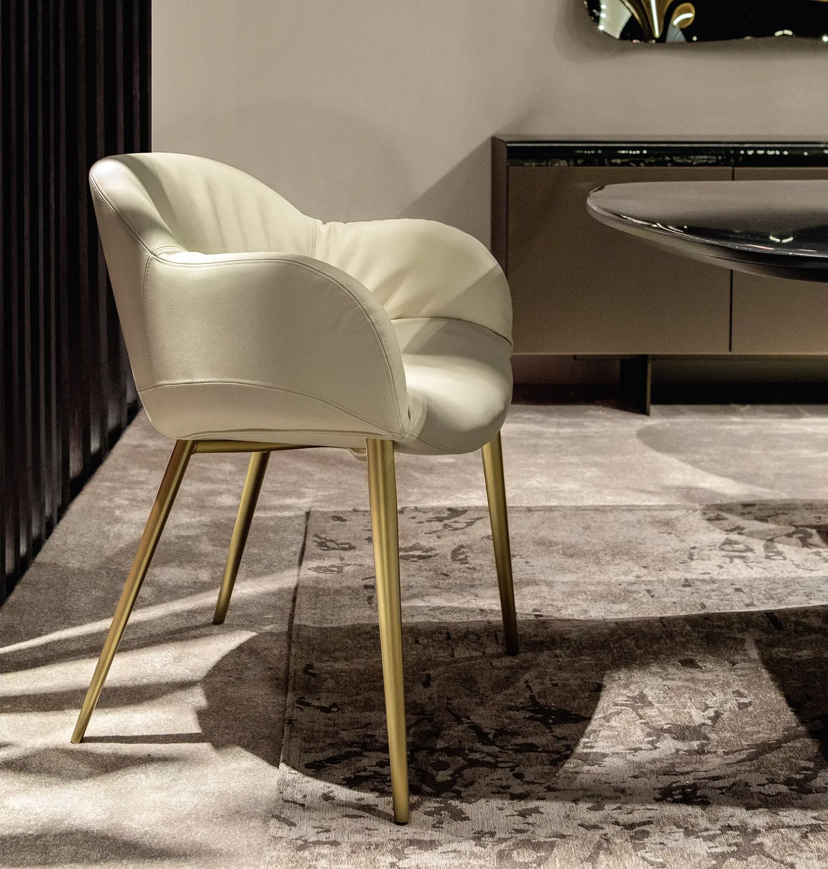 Olympia Comfort Chair