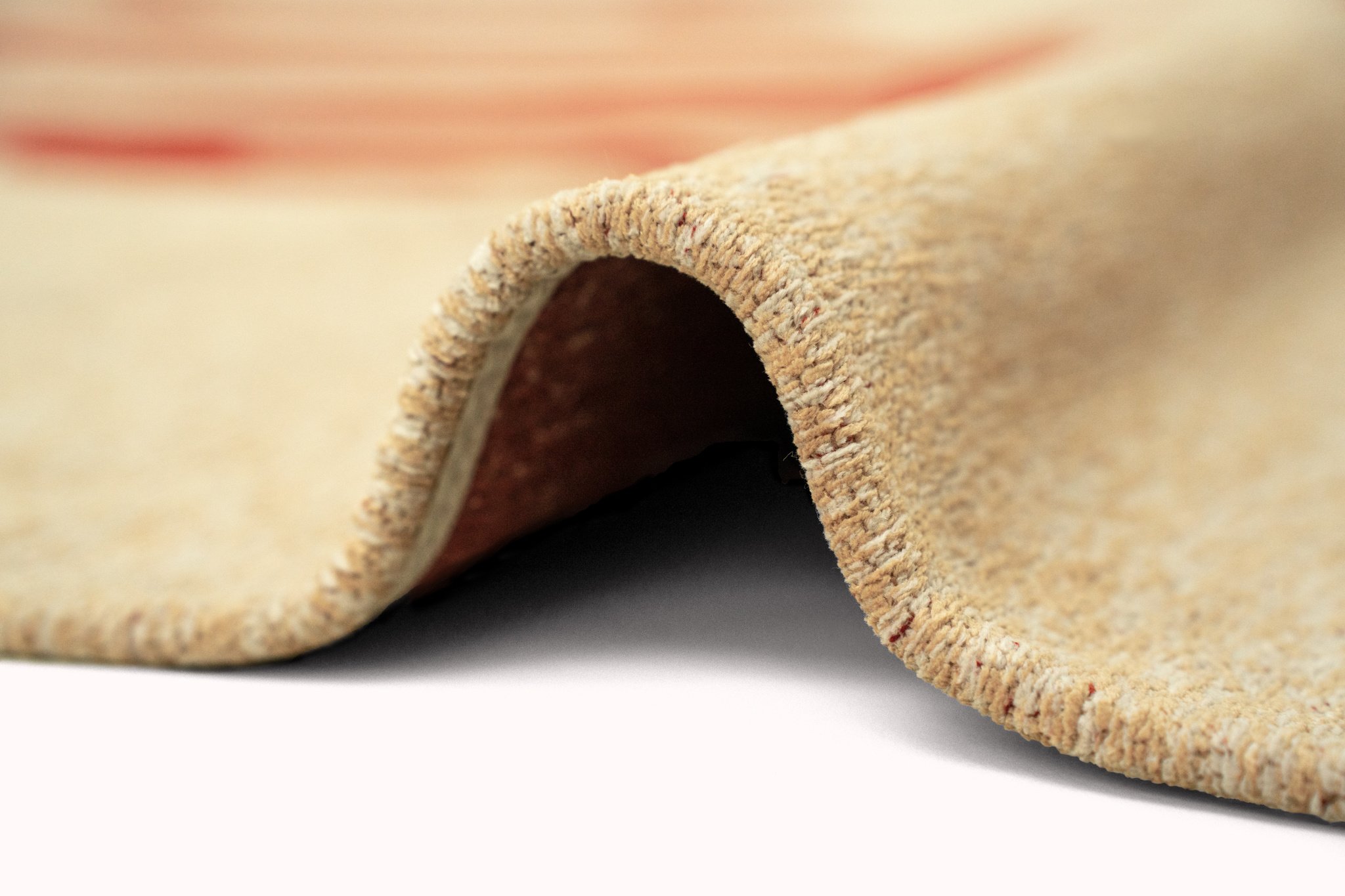 Contemporary Red Accent Round Rug