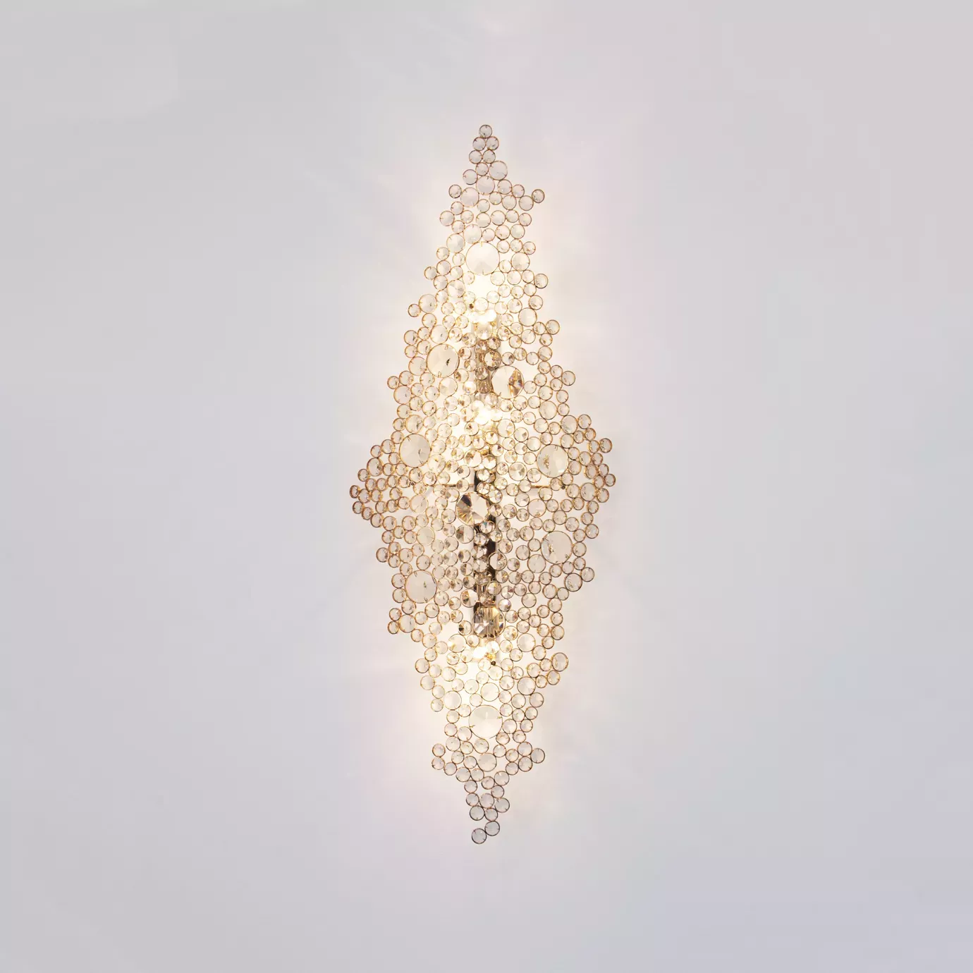 Eternelle Wall Light