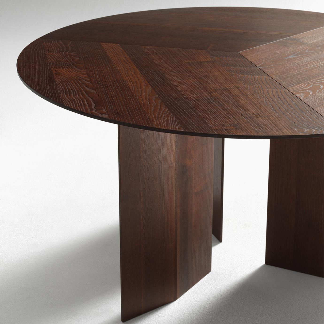 Praia Brown Dining Table