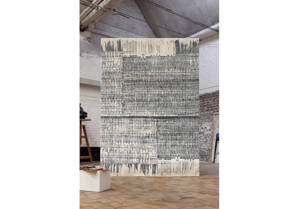 Outline Viscose Handwoven Luxury Rug