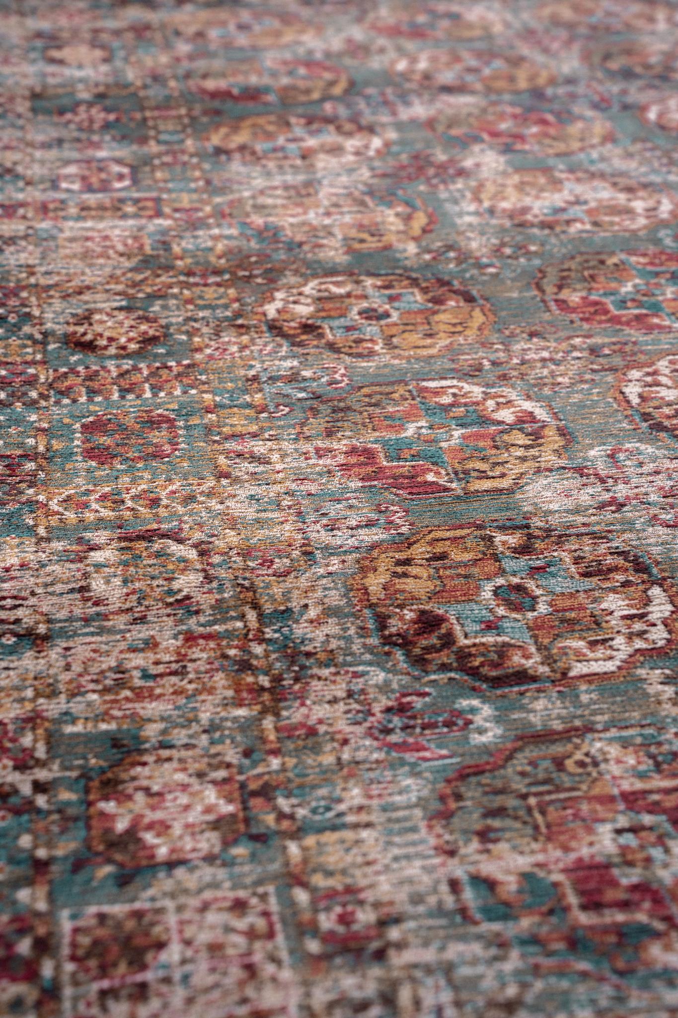 Vintage Geometric Red Area Rug | Size: 200 x 280 cm