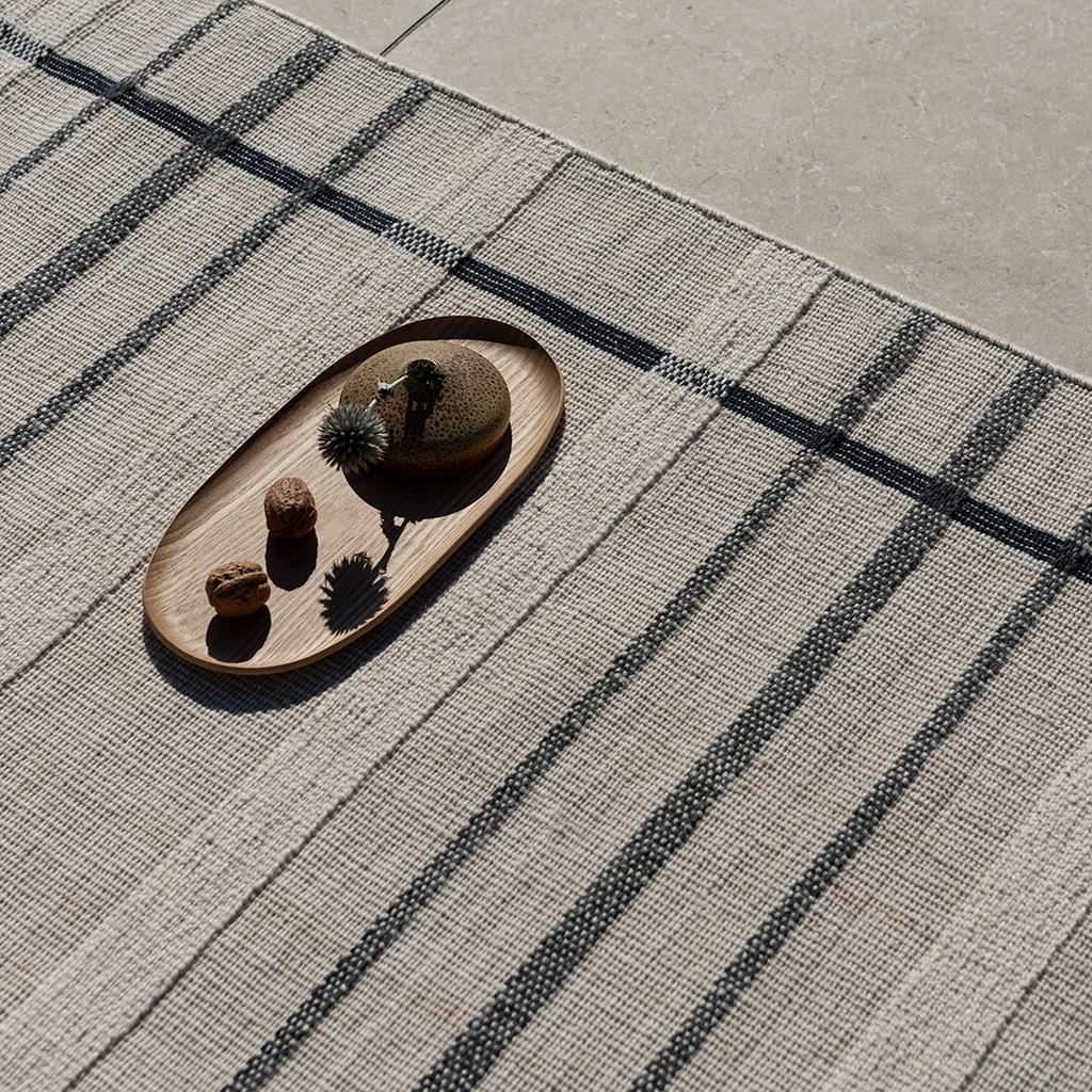 Zona Charcoal Line Fresco Rug | Size: 200 x 280 cm