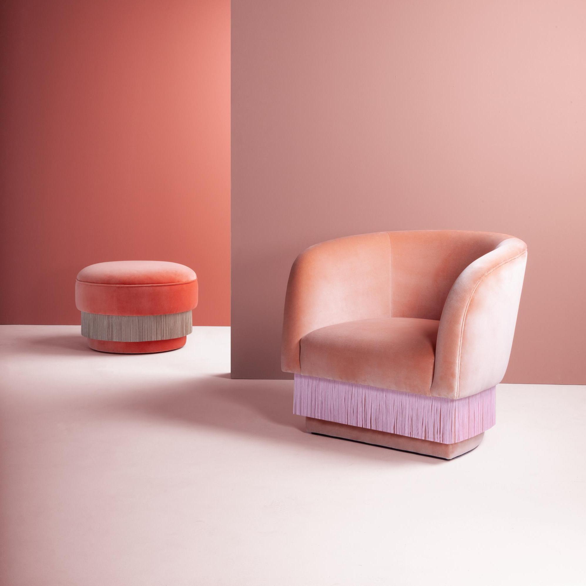 La Folie Red Round Pouf