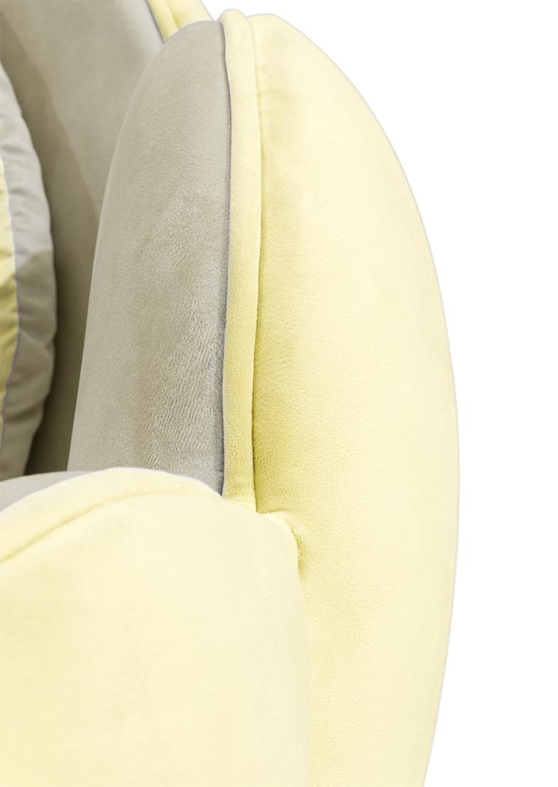 Lotus Serenity Plush Relaxation Chair