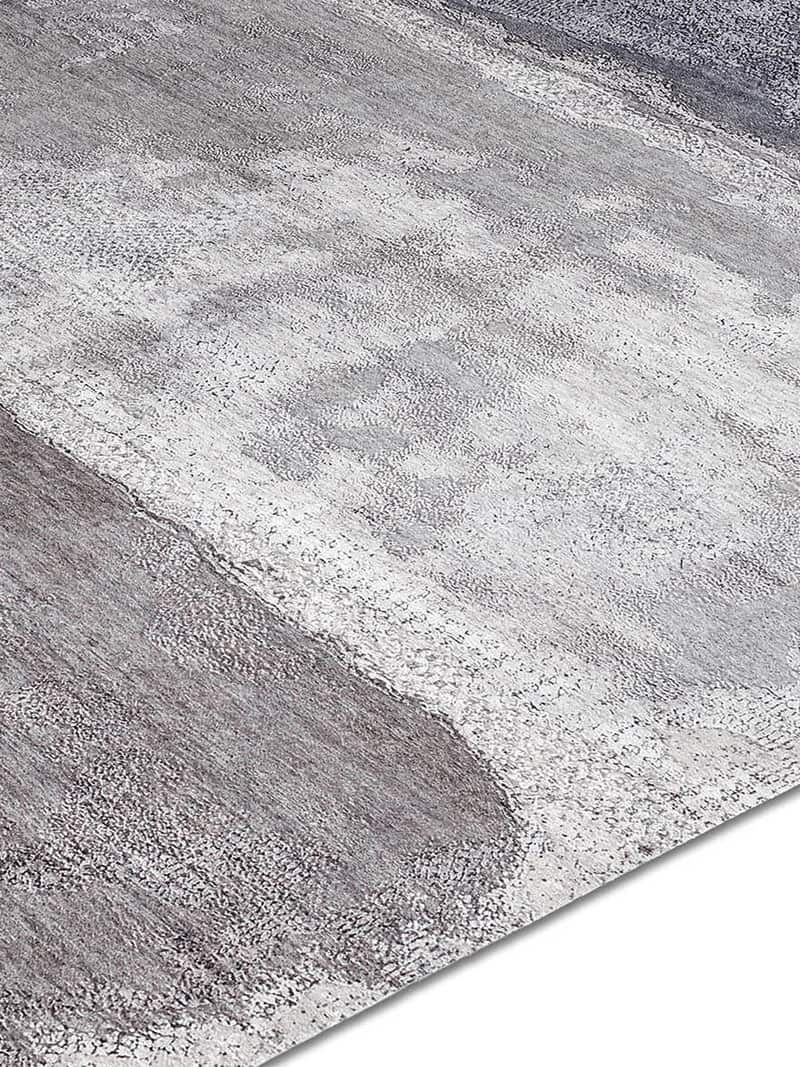 Silver White Grey Hand-Woven Exquisite Rug