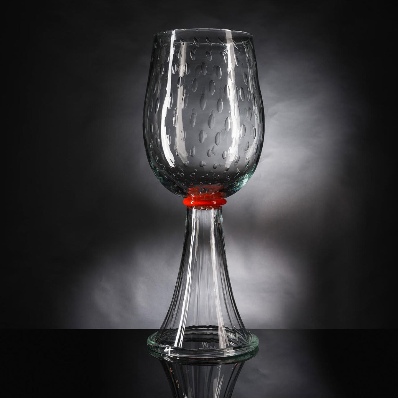 Correr Handcrafted Decorative Vase