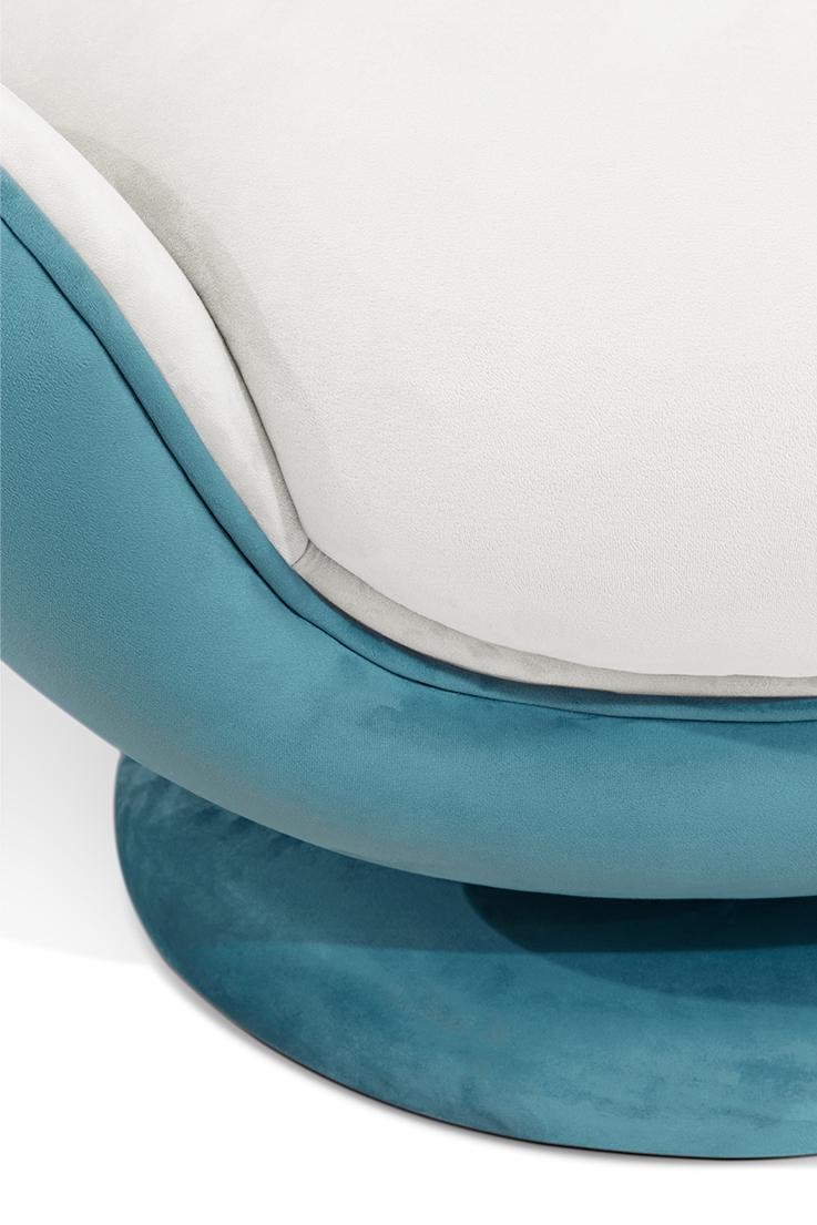 Lotus Serenity Plush Relaxation Chair