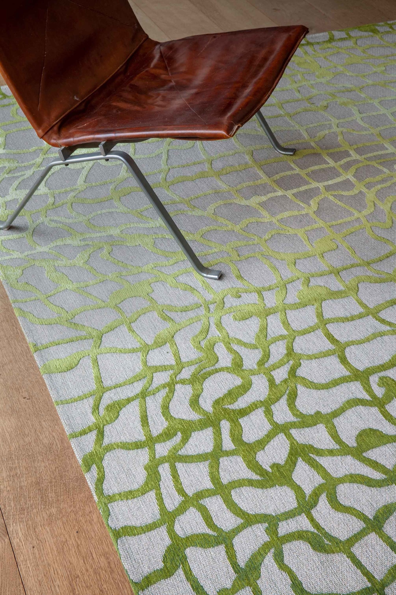 Abstract Green Flatwoven Rug ☞ Size: 140 x 200 cm