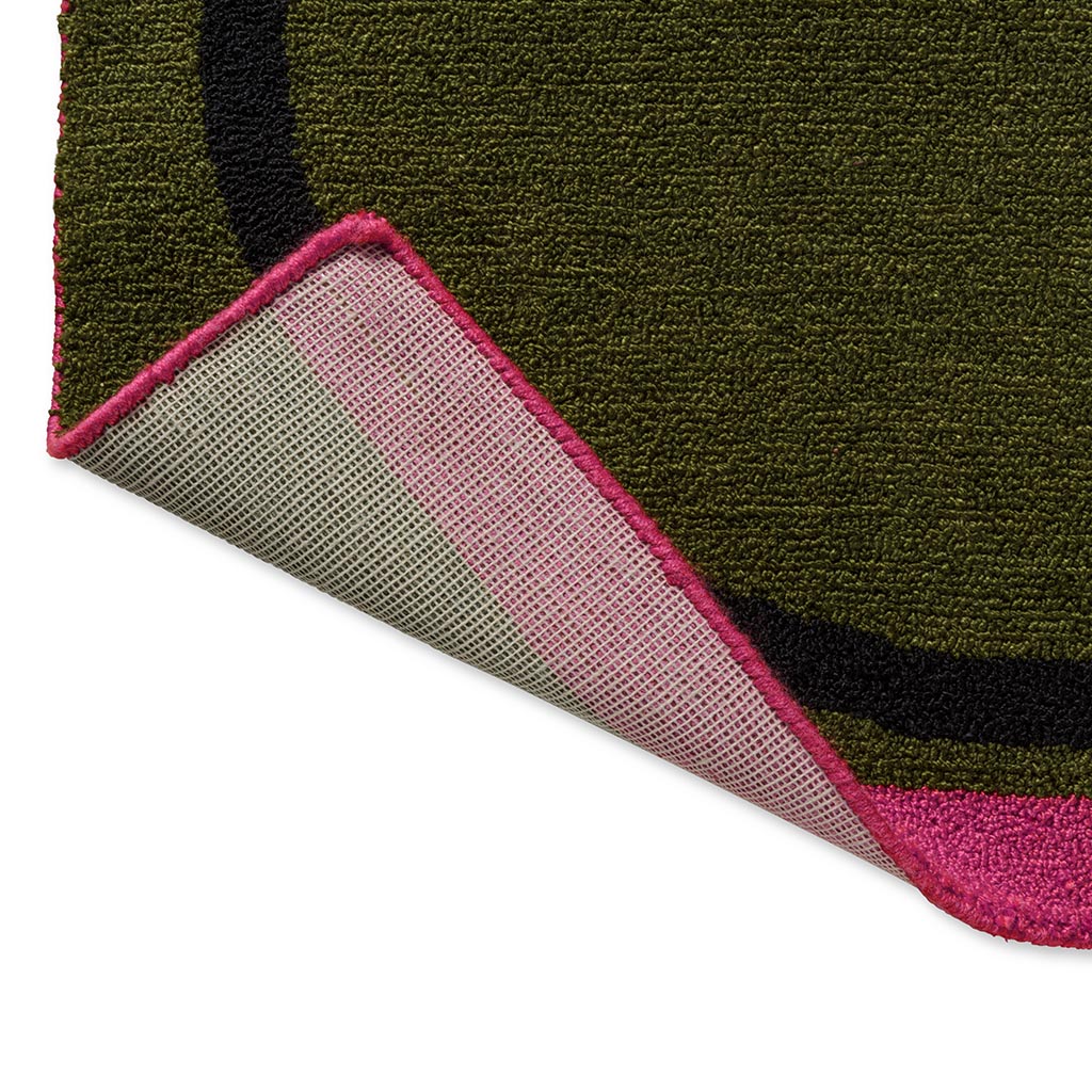 Linear Branch Olive Outdoor Rug | Size: 200 x 280 cm