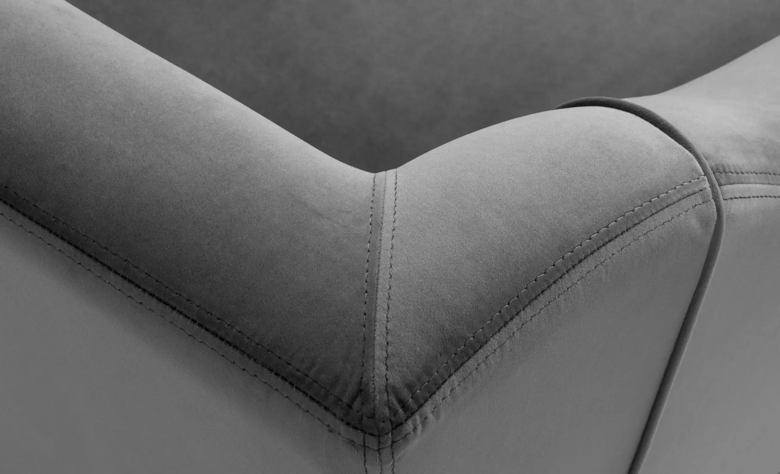 Maverick Single Sofa