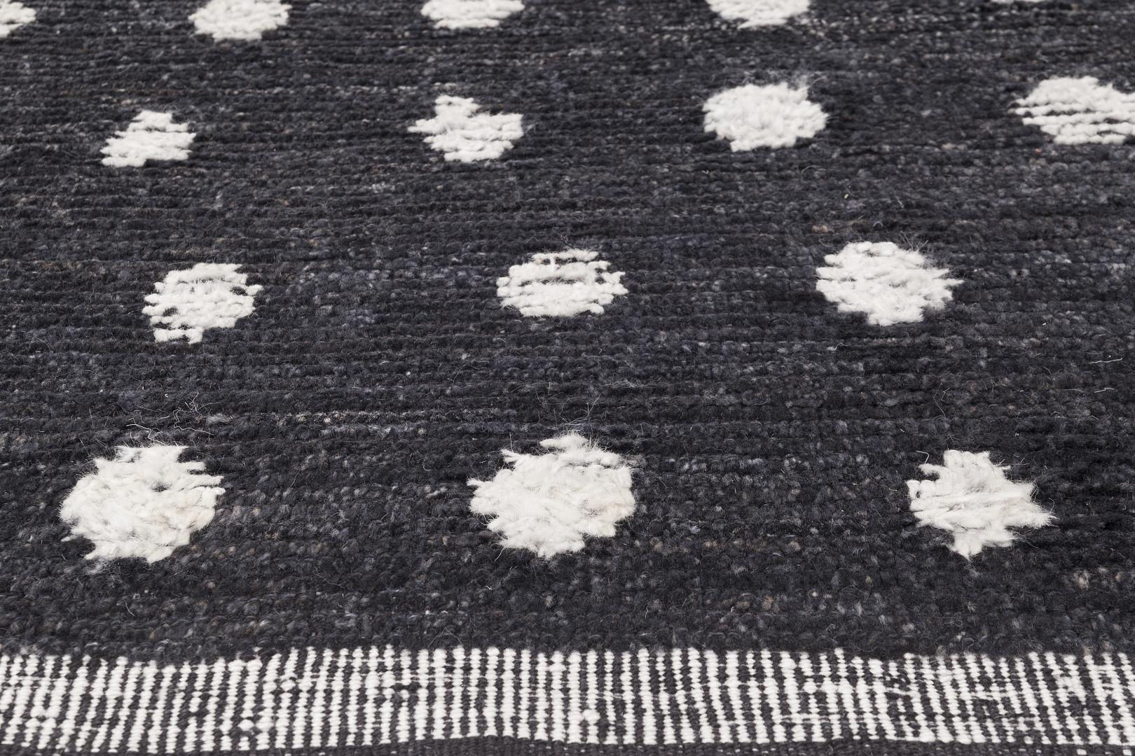Dots Hand-Knotted Luxury Rug