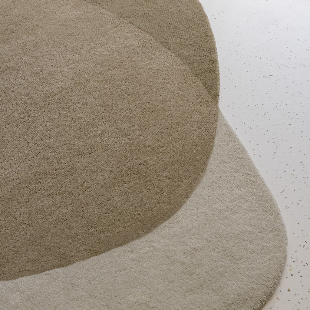 Essence Arp Cream Rug | Size: 200 x 220 cm