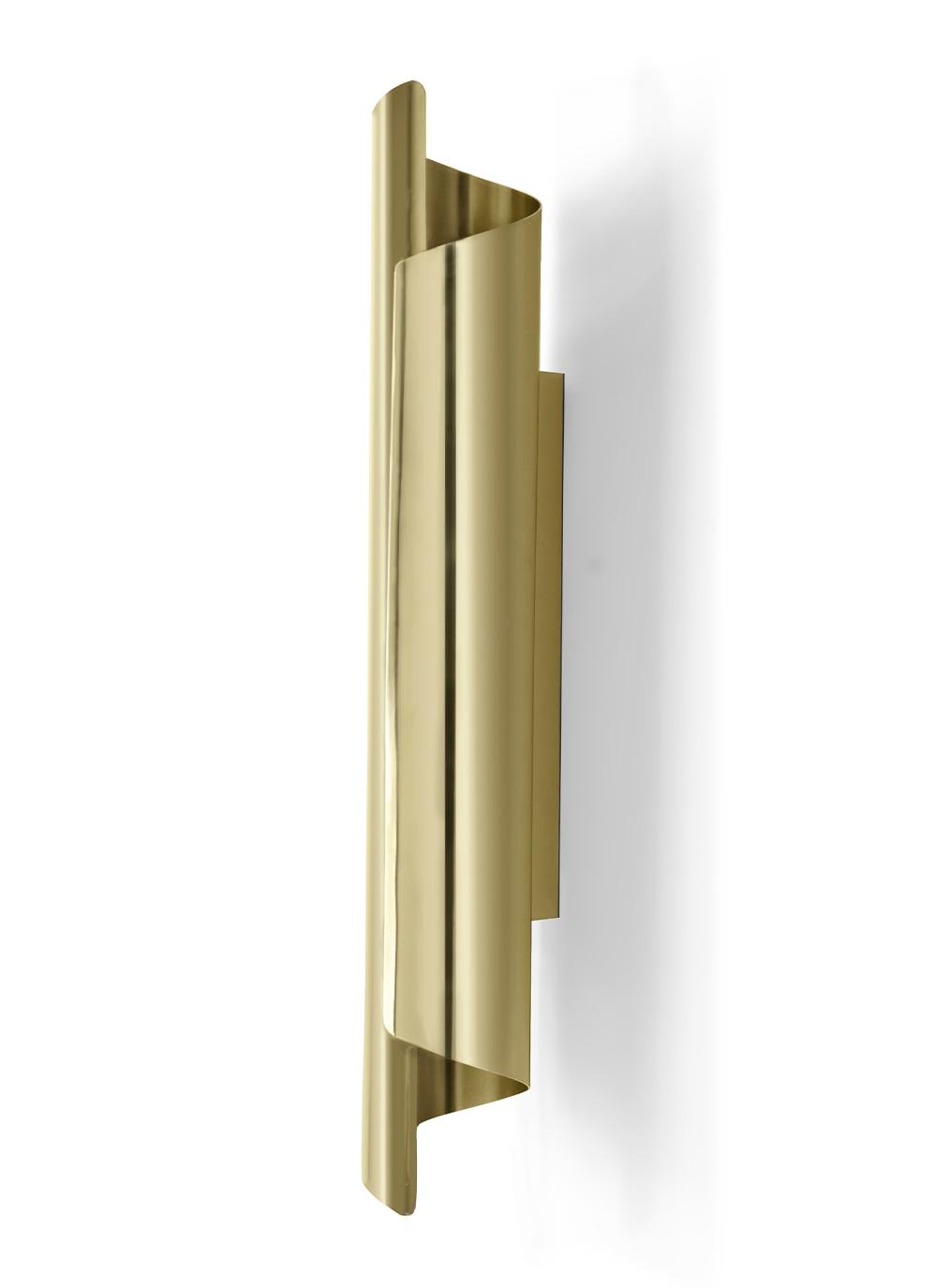 Aged Brass Refined Wall Light