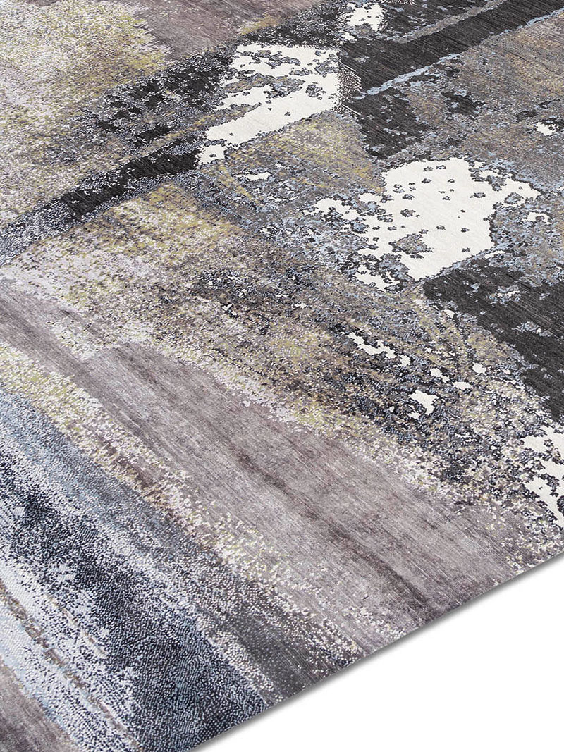 Green Rust Hand-Woven Exquisite Rug