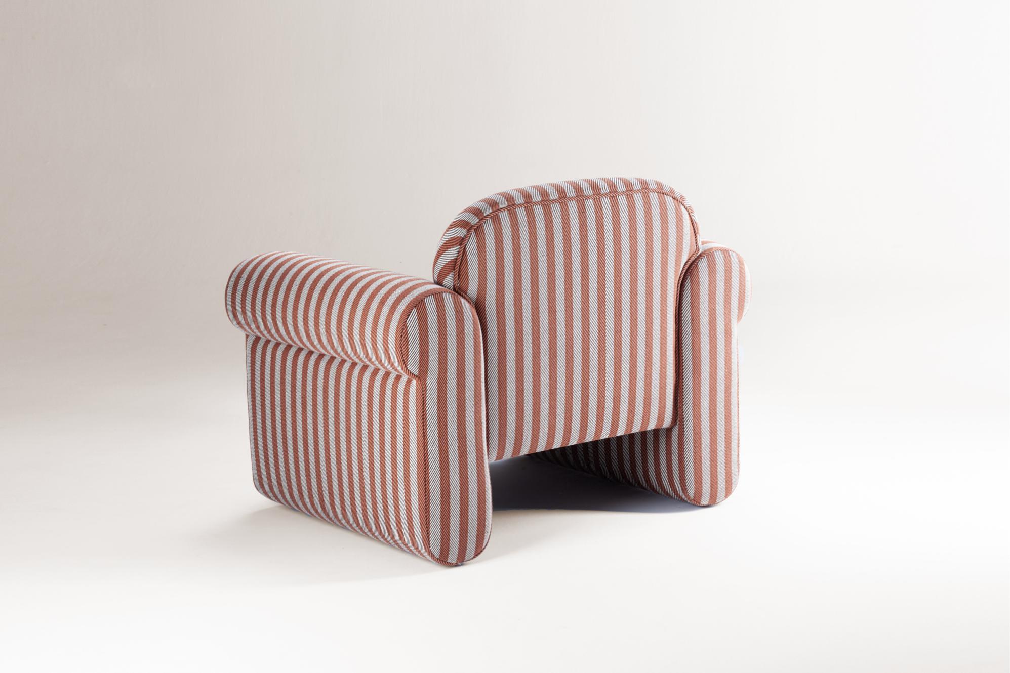 Oscar Armchair