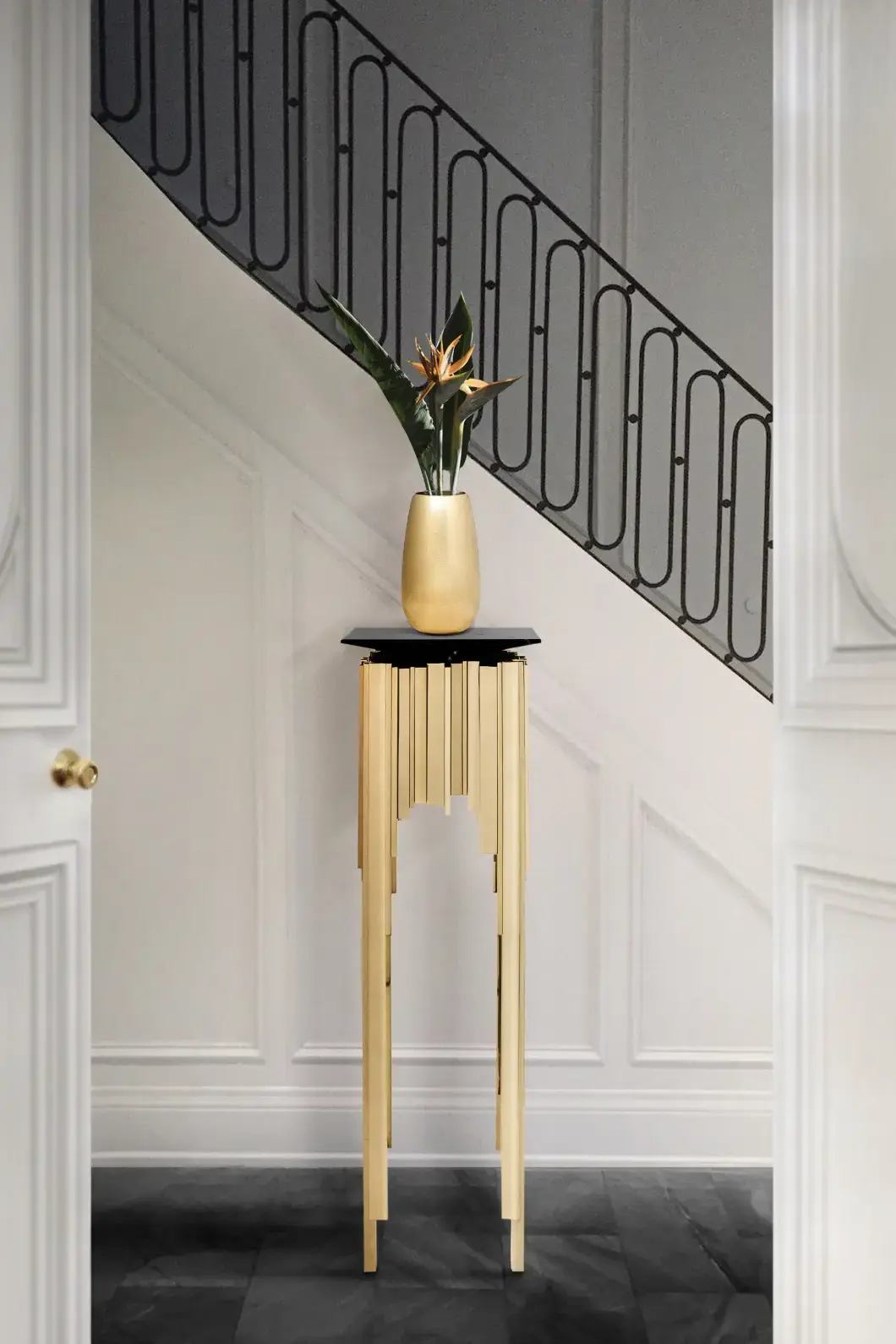 Majestic Column Display - 5