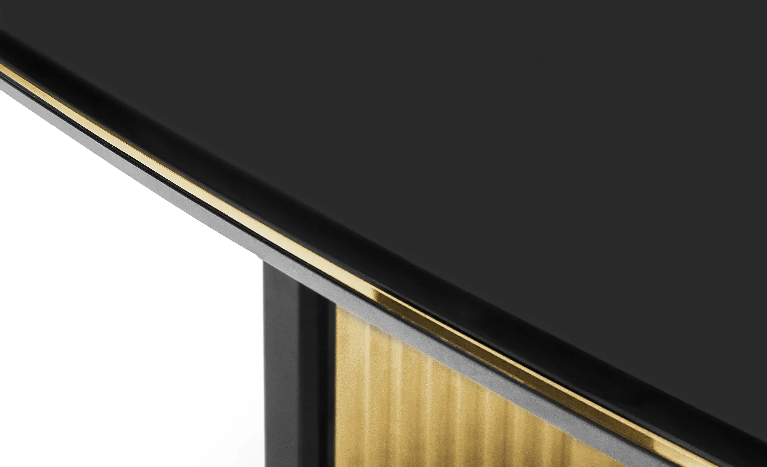 Vista Dining Table